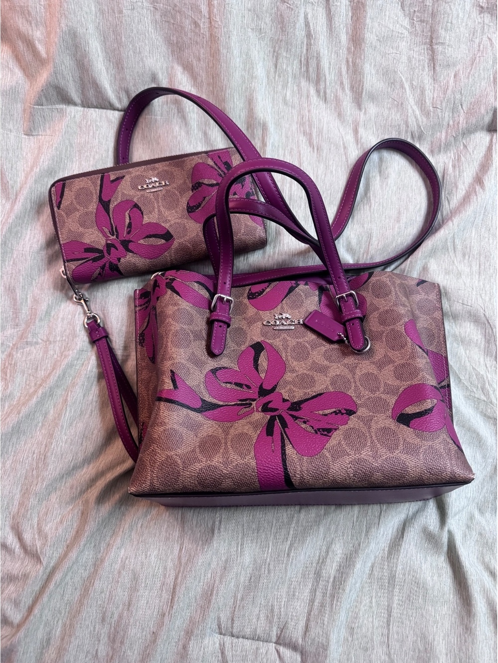 Coach CZ174 Bow Print mollie Tote + Wallet Set Limited Edition Sold Out EUC